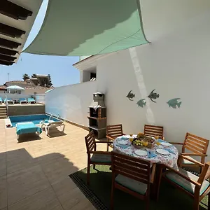 https://nerja-paradise-rentals-villa-lily.1costadelsol.com