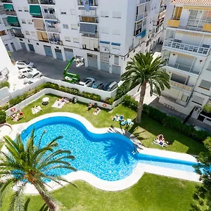 cool-and-white-apartment-torrecilla-playa-canovas.hotelsinnerja.org/