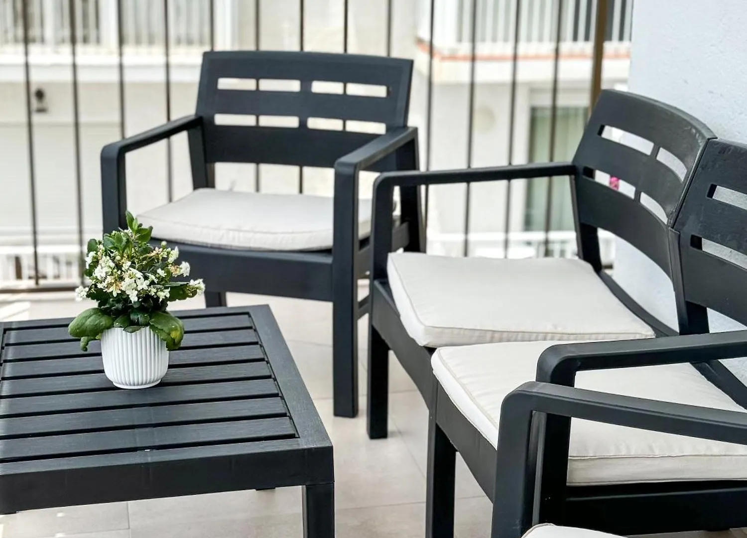 Apartamento Frente Al Mar En La Torrecilla 内尔哈 公寓